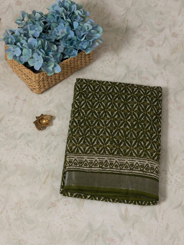 Women Green Semi Linen Digital Printed Saree SL202