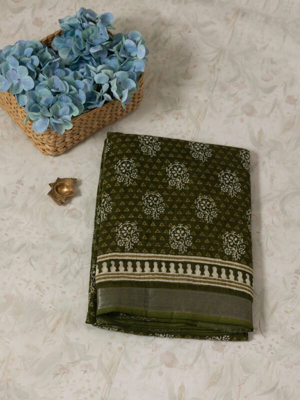 Women Green Semi Linen Digital Printed Saree SL199