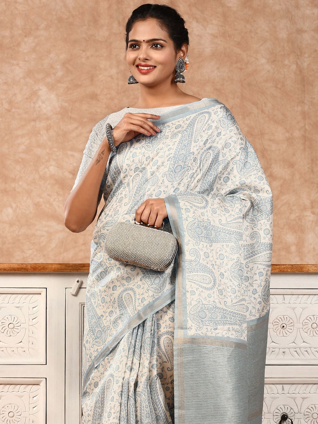 1_c194939d-dc12-4142-be9f-2d7a74b9bad5 1_c194939d-dc12-4142-be9f-2d7a74b9bad5